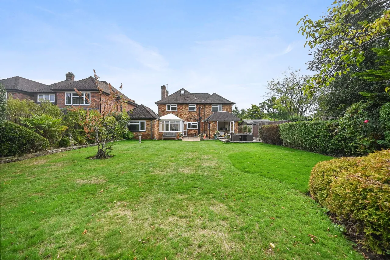 Joiners Lane, Chalfont St. Peter, SL9, photo 2