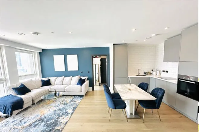2 bed flat for sale, High Street, Croydon, CR0