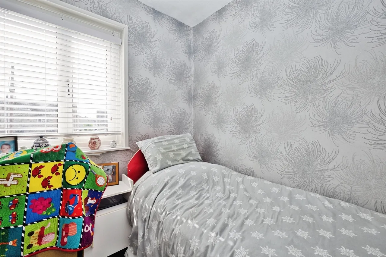 St. Cleers Way, Somerton, TA11, photo 11