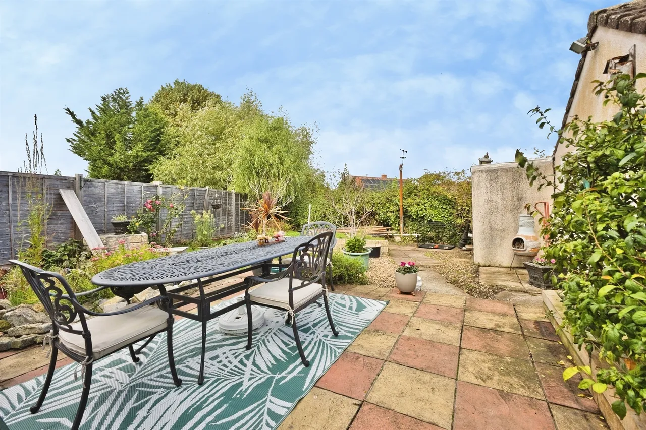 St. Cleers Way, Somerton, TA11, photo 18