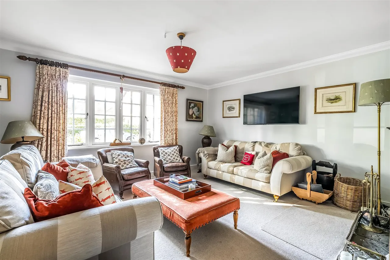 Chapel Lane, Westhumble, RH5, photo 9