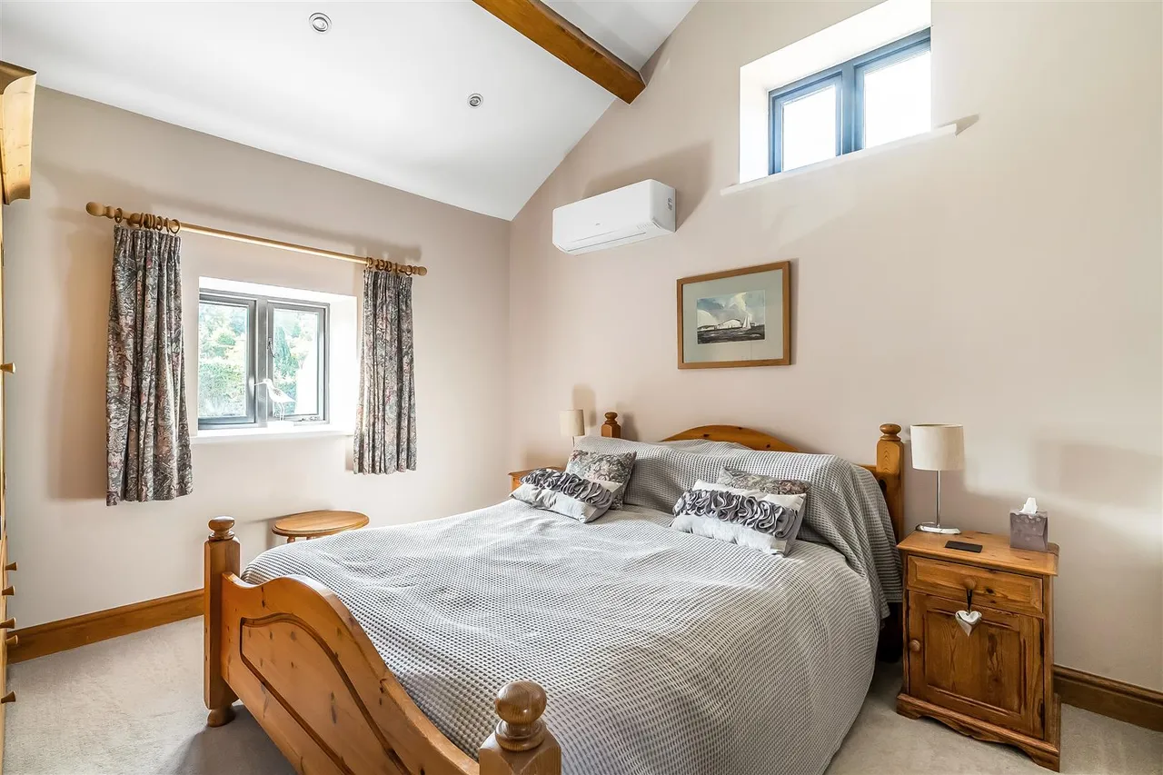 Chapel Lane, Westhumble, RH5, photo 34