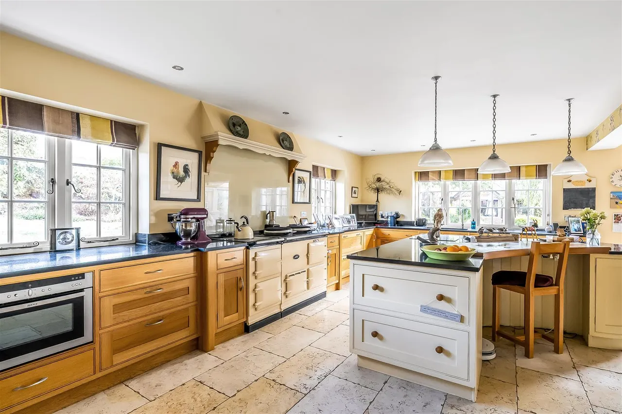 Chapel Lane, Westhumble, RH5, photo 25