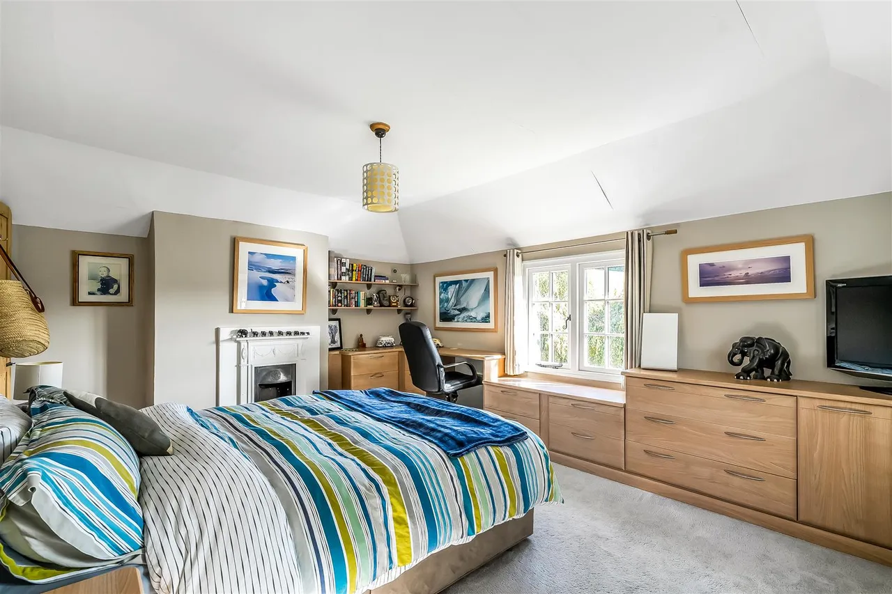 Chapel Lane, Westhumble, RH5, photo 18