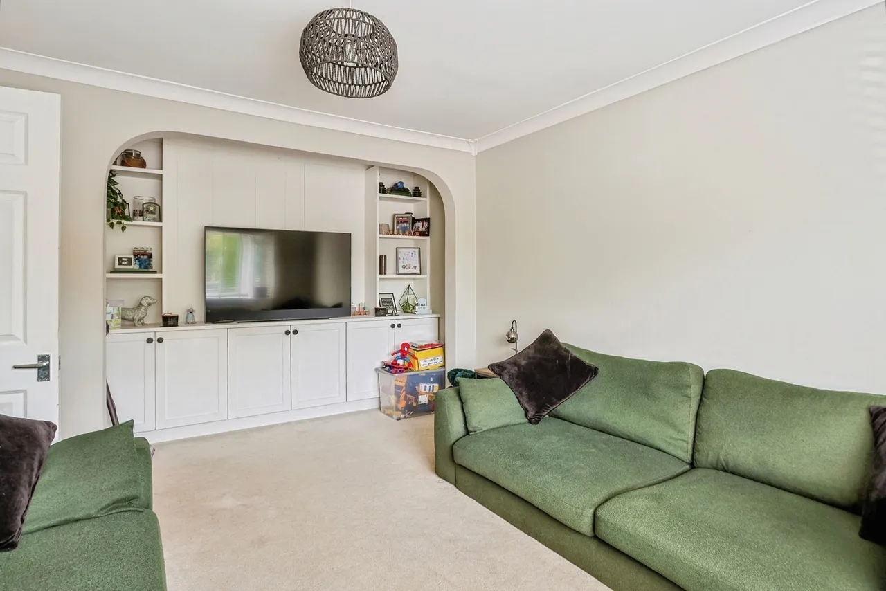 Castleton Avenue, Northbourne, BH10, photo 6