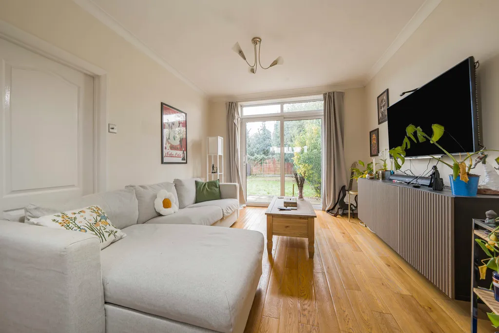 Windsor Avenue, Hillingdon, photo 19
