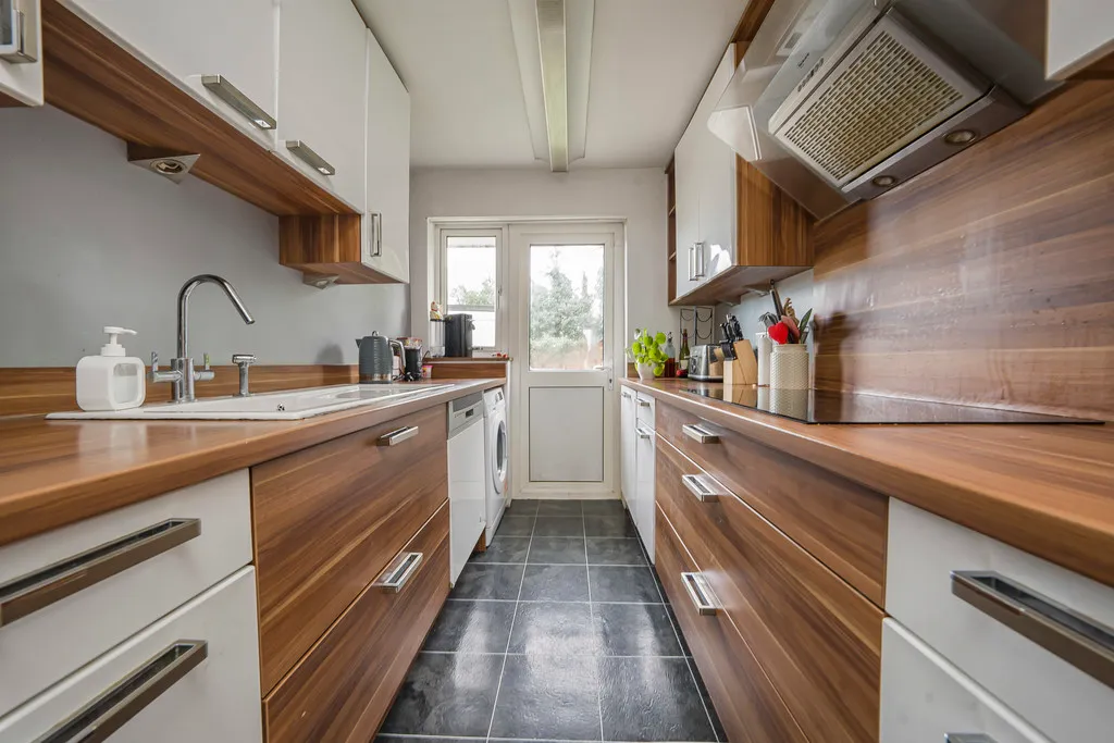 Windsor Avenue, Hillingdon, photo 2