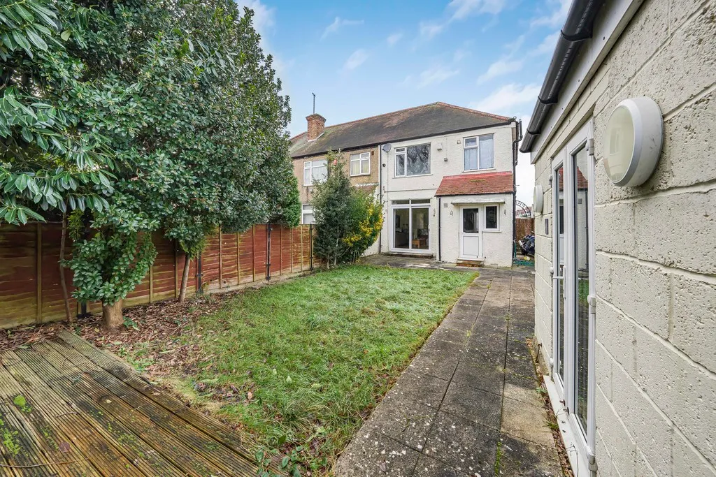 Windsor Avenue, Hillingdon, photo 3