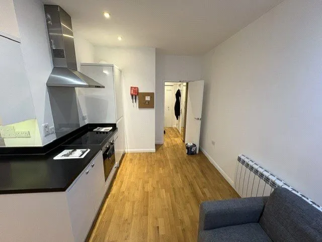 Mendy Street, High Wycombe, HP11, photo 3