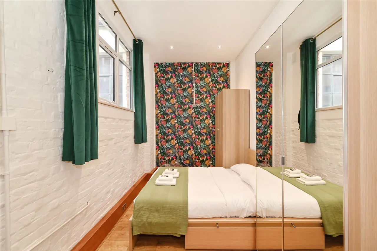 Royal College Street, Camden Town, NW1, photo 9