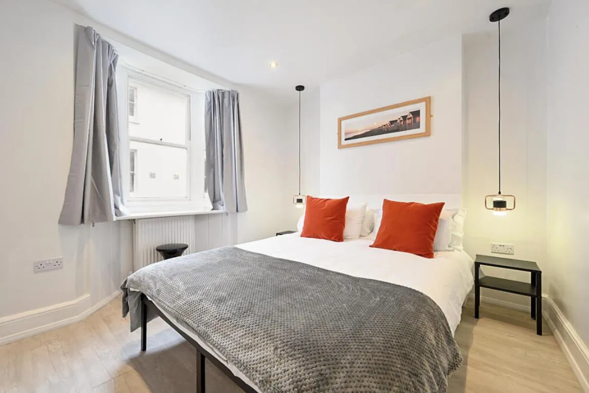 Mendora Road, London, photo 2