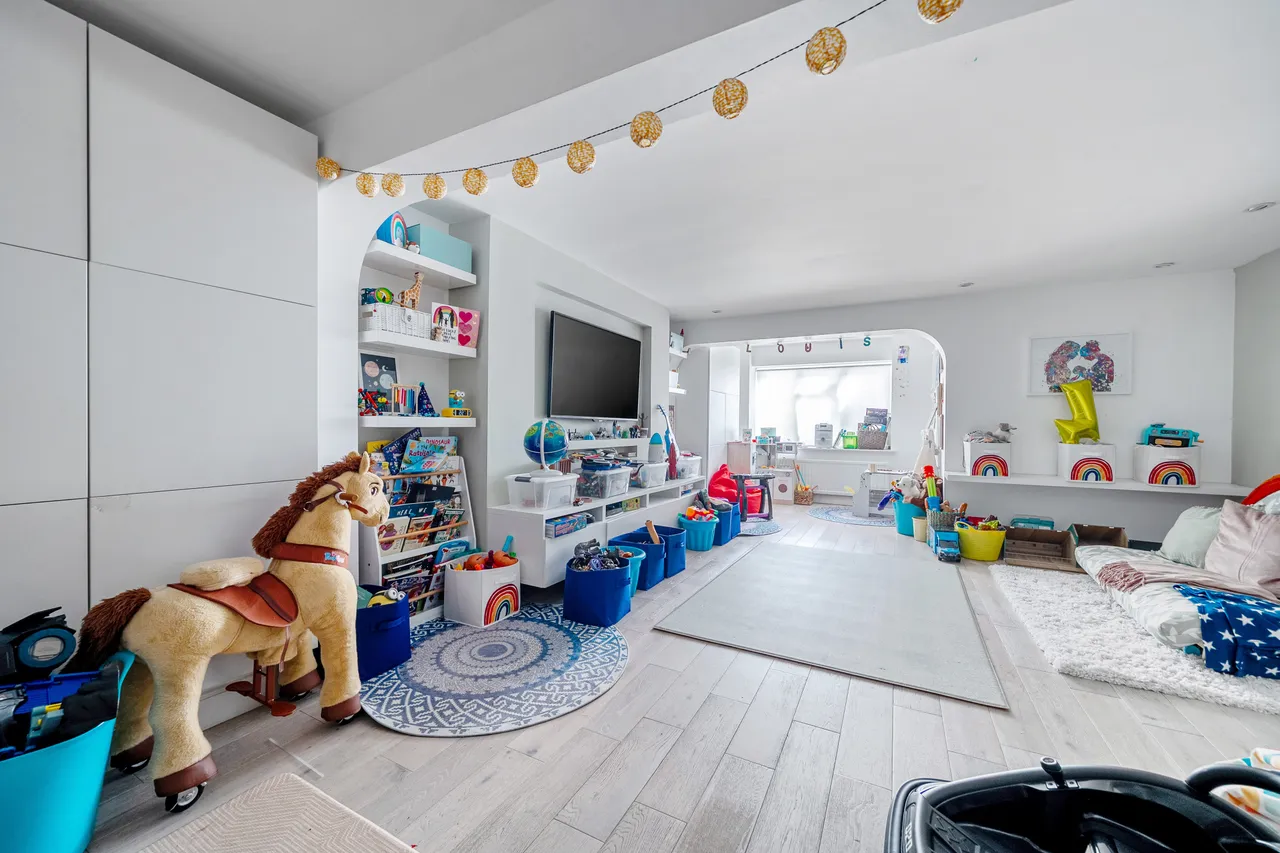 Elm Grove, Maidenhead, SL6, photo 11