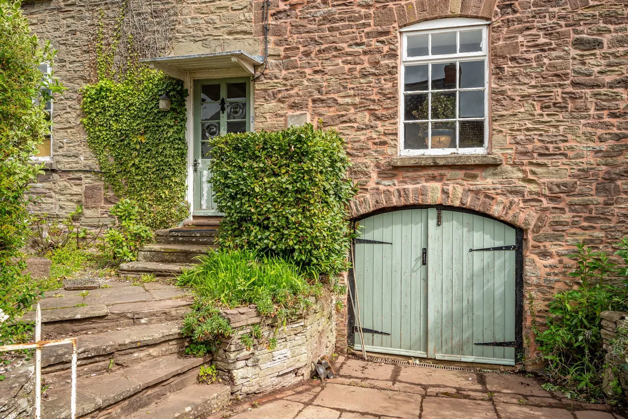 Grosmont, Abergavenny, NP7, photo 18