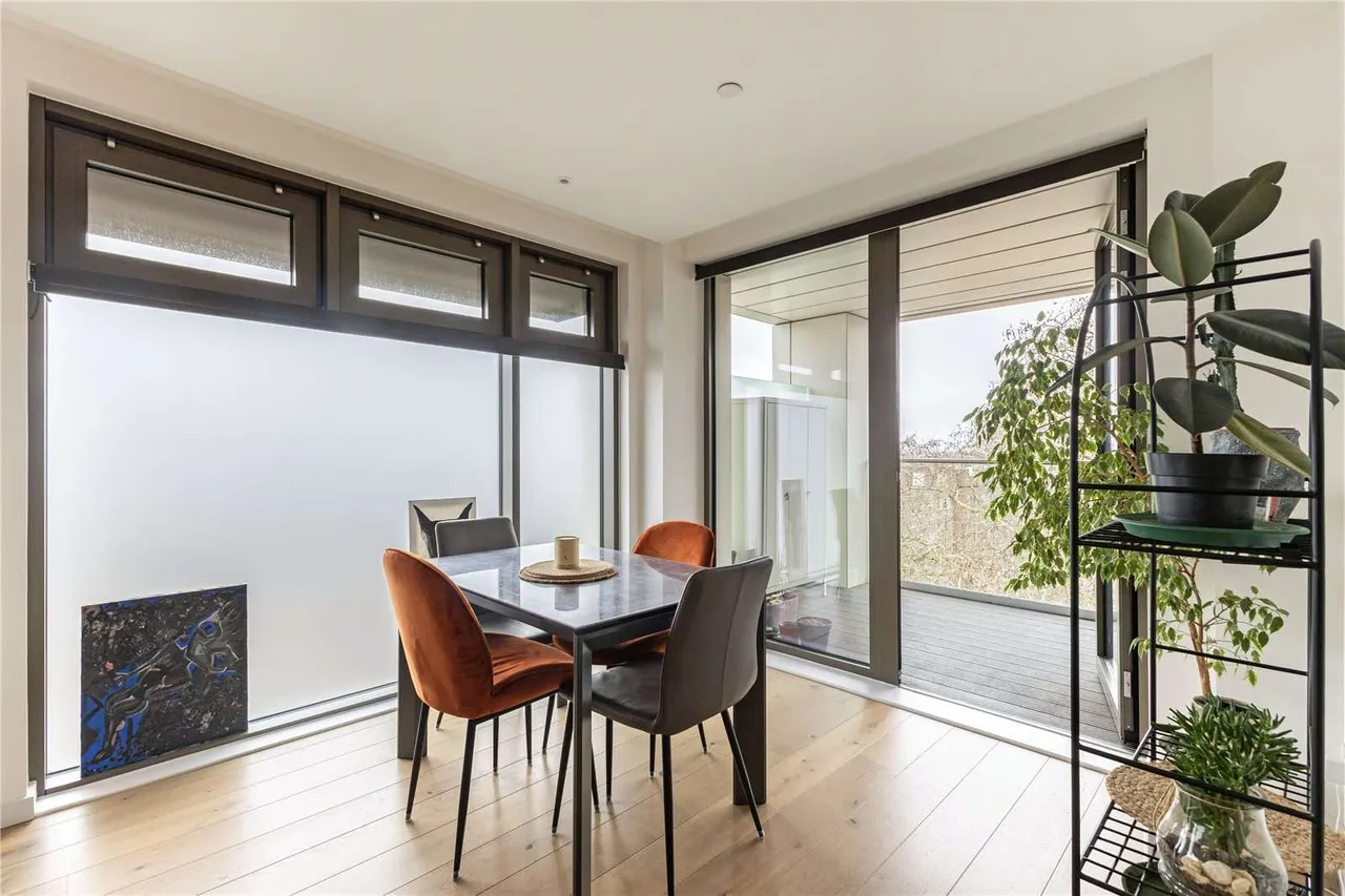 Upper Richmond Road, Putney, London, SW15 2FU, photo 9
