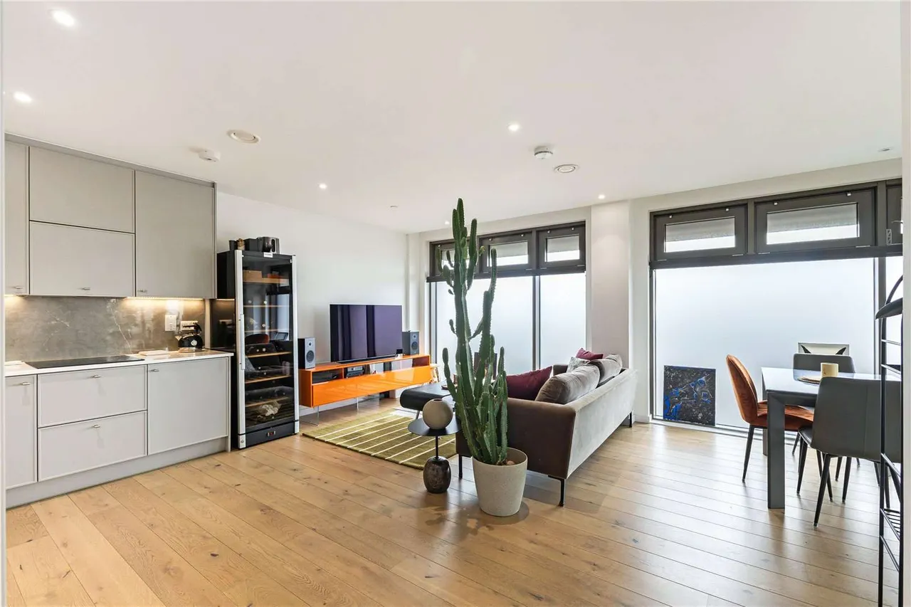 Upper Richmond Road, Putney, London, SW15 2FU, photo 5