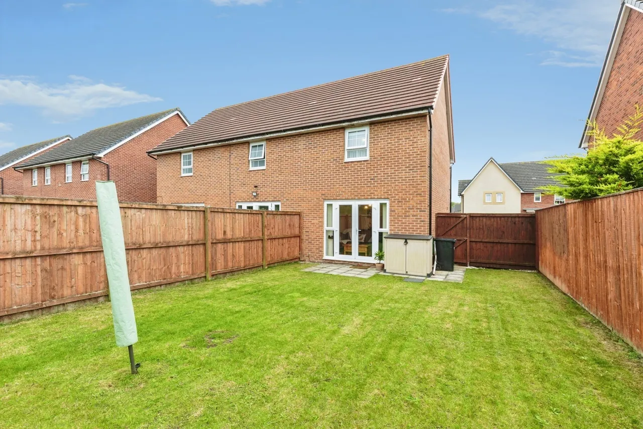 Hawthorn Drive, Thornton-Cleveleys, FY5, photo 8
