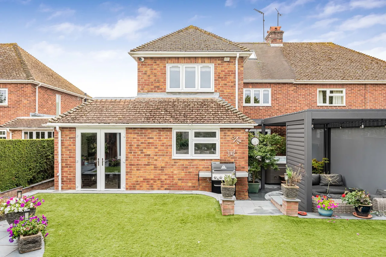 Ferney Close, Chawton, GU34, photo 26