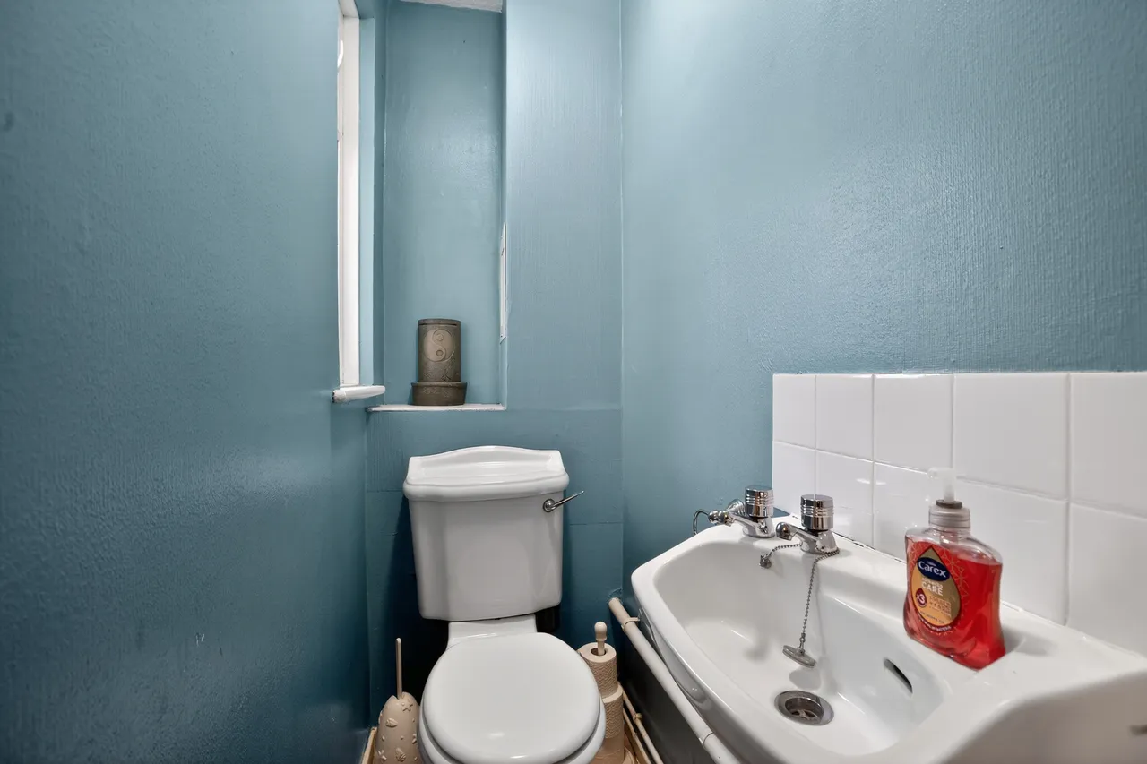 Biddestone Road, London, N7, photo 8