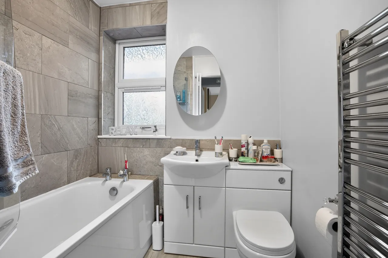 Biddestone Road, London, N7, photo 13