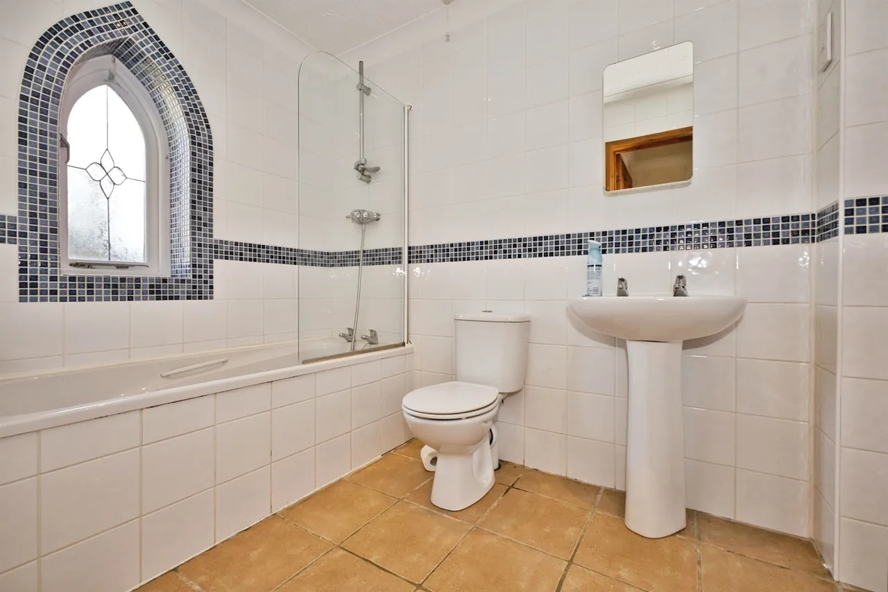 Beaconfield Road, Yeovil, BA20, photo 14