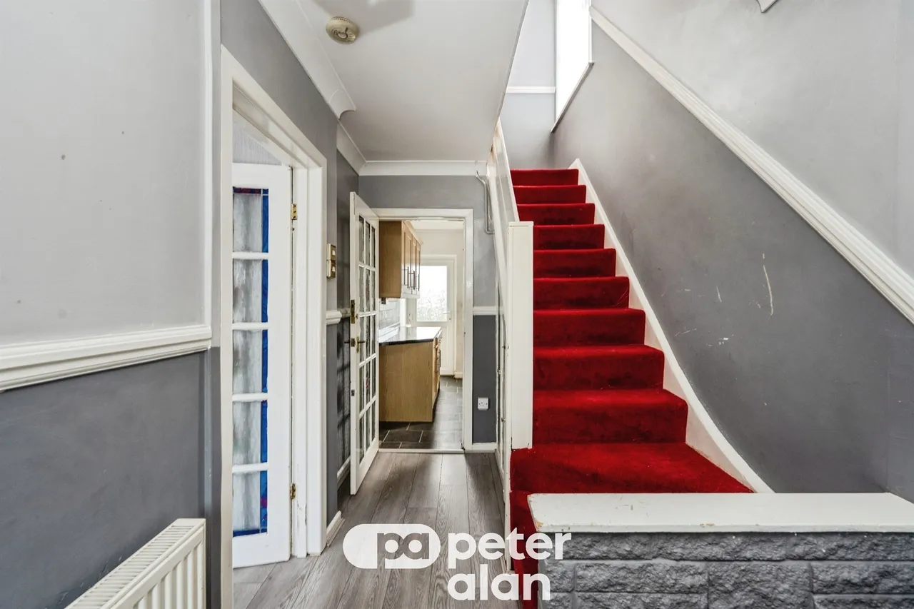 Ruskin Street, Neath, SA11, photo 3