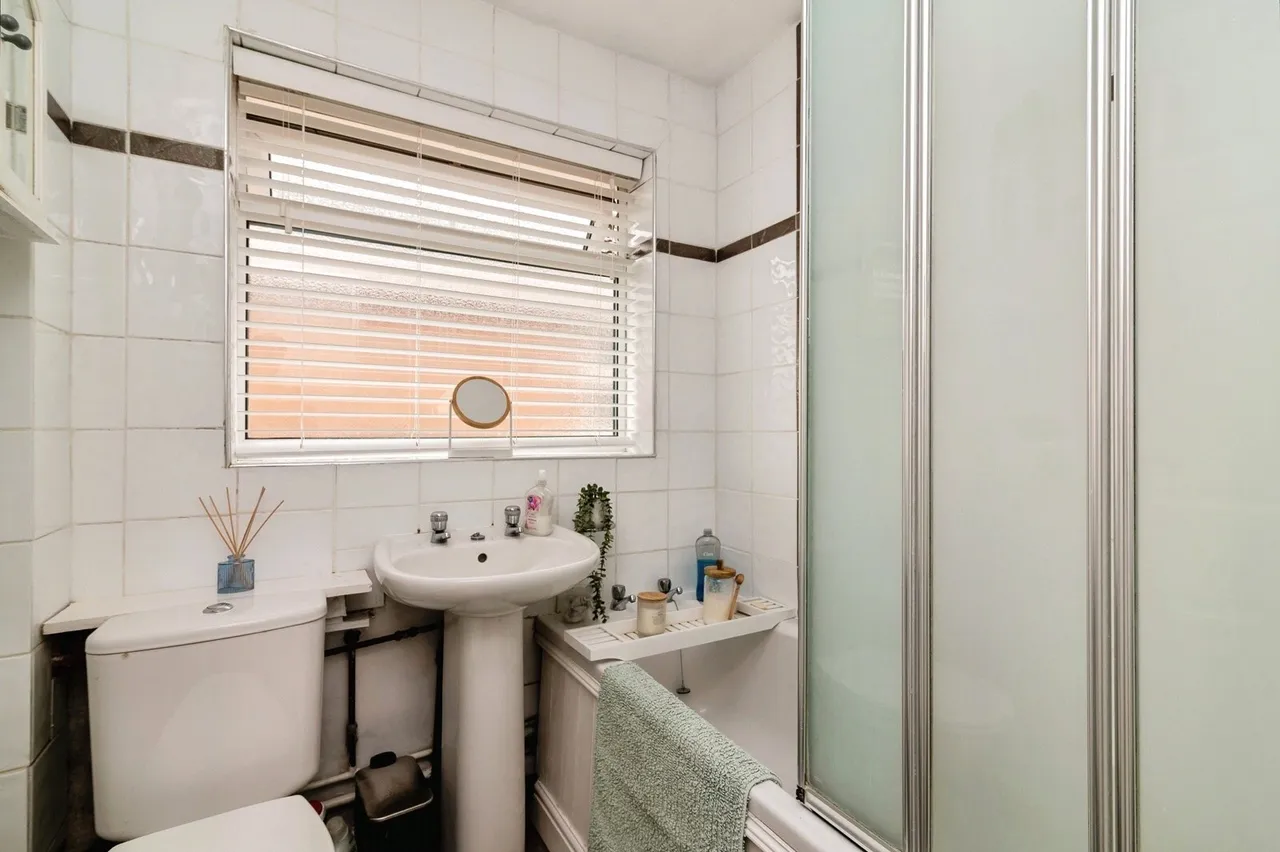 Beverleys Avenue, Whatton, NG13, photo 12