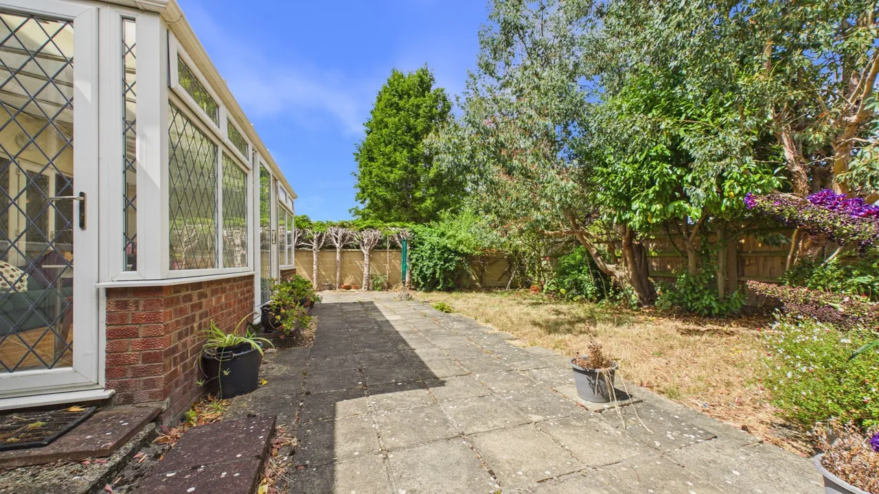 Fir Avenue, Bourne, PE10, photo 15
