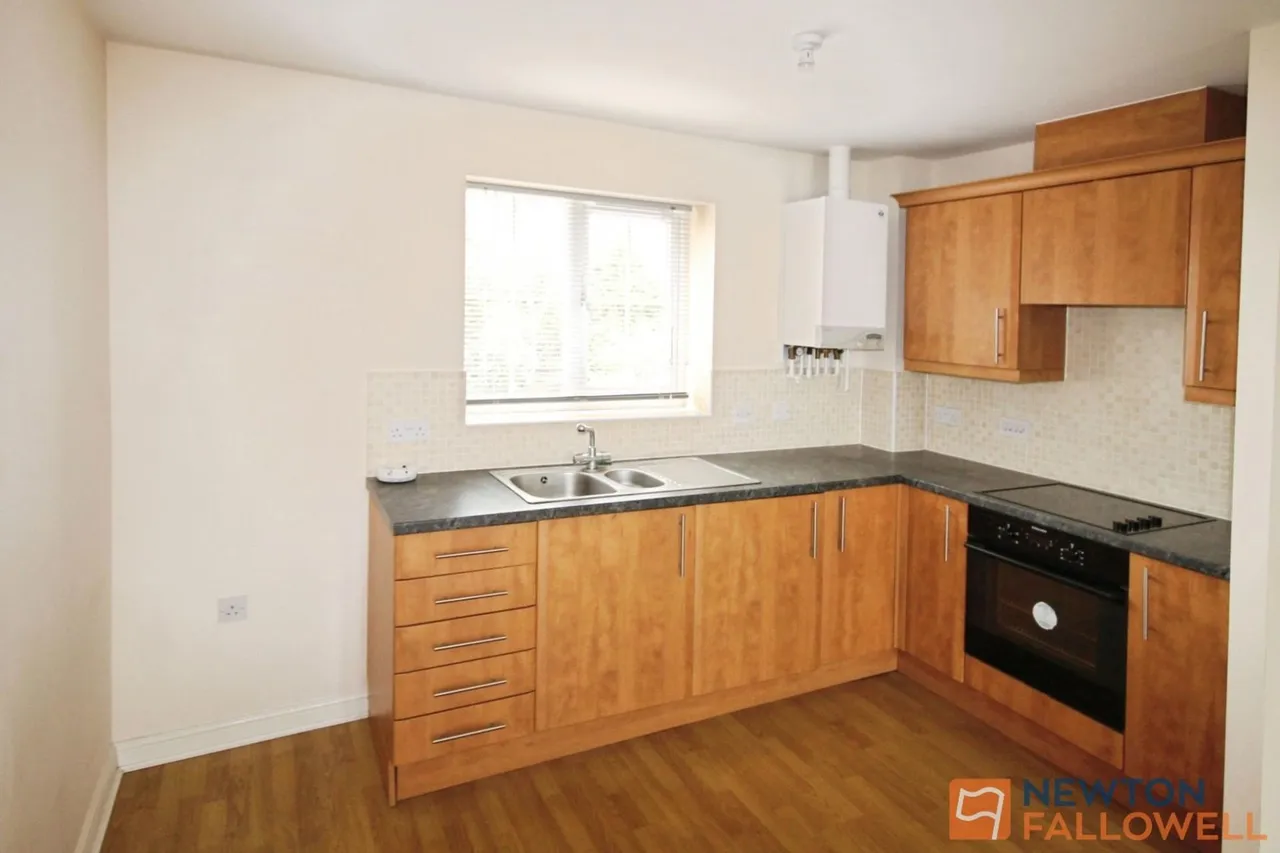 Newhome Way, Walsall, WS3, photo 3