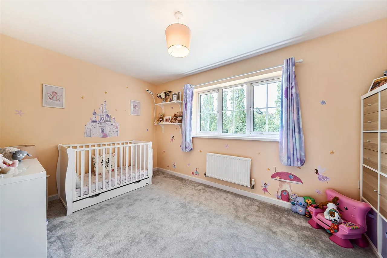 Westfield Road, Portchester, photo 11