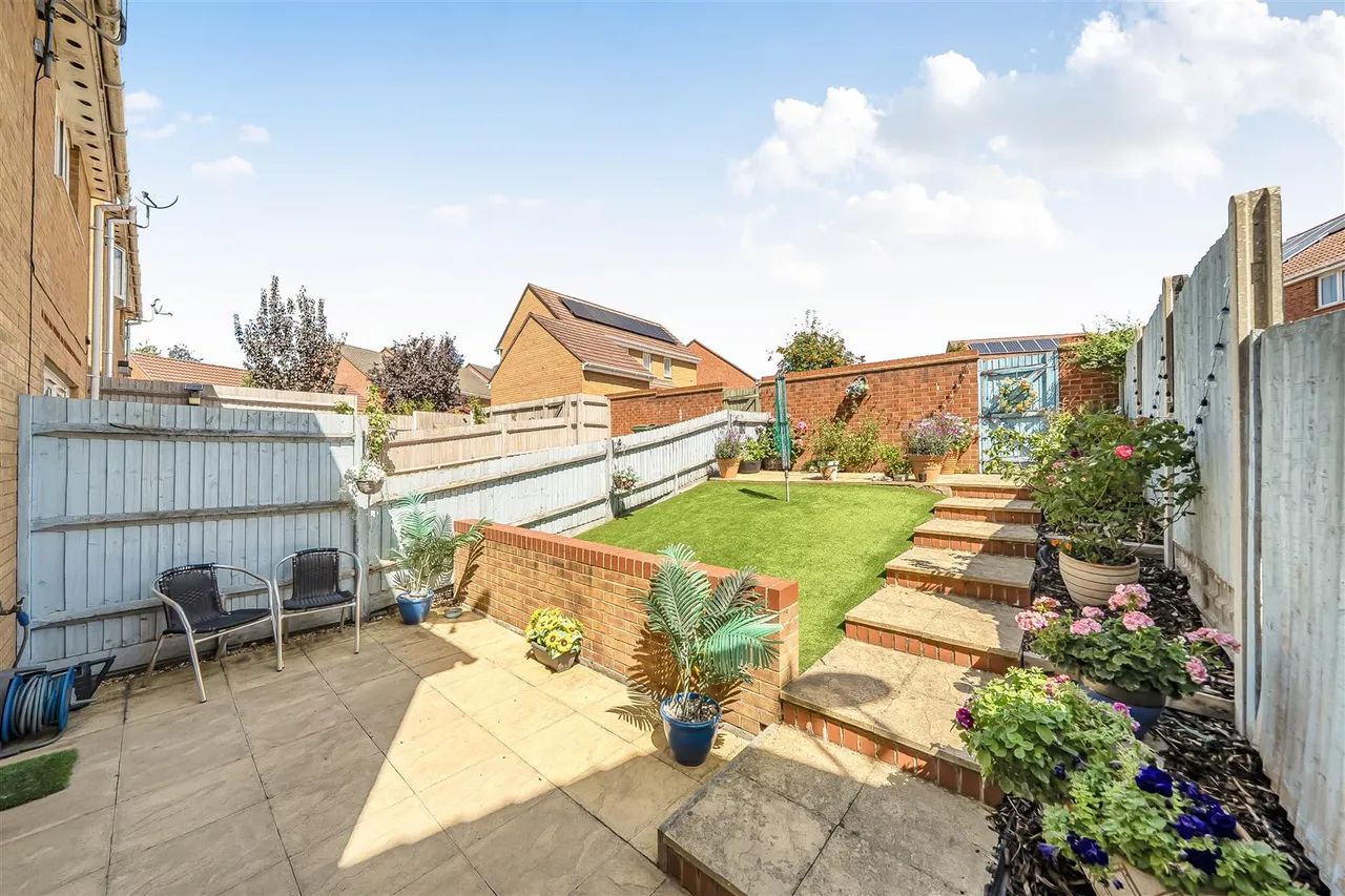 Westfield Road, Portchester, photo 15