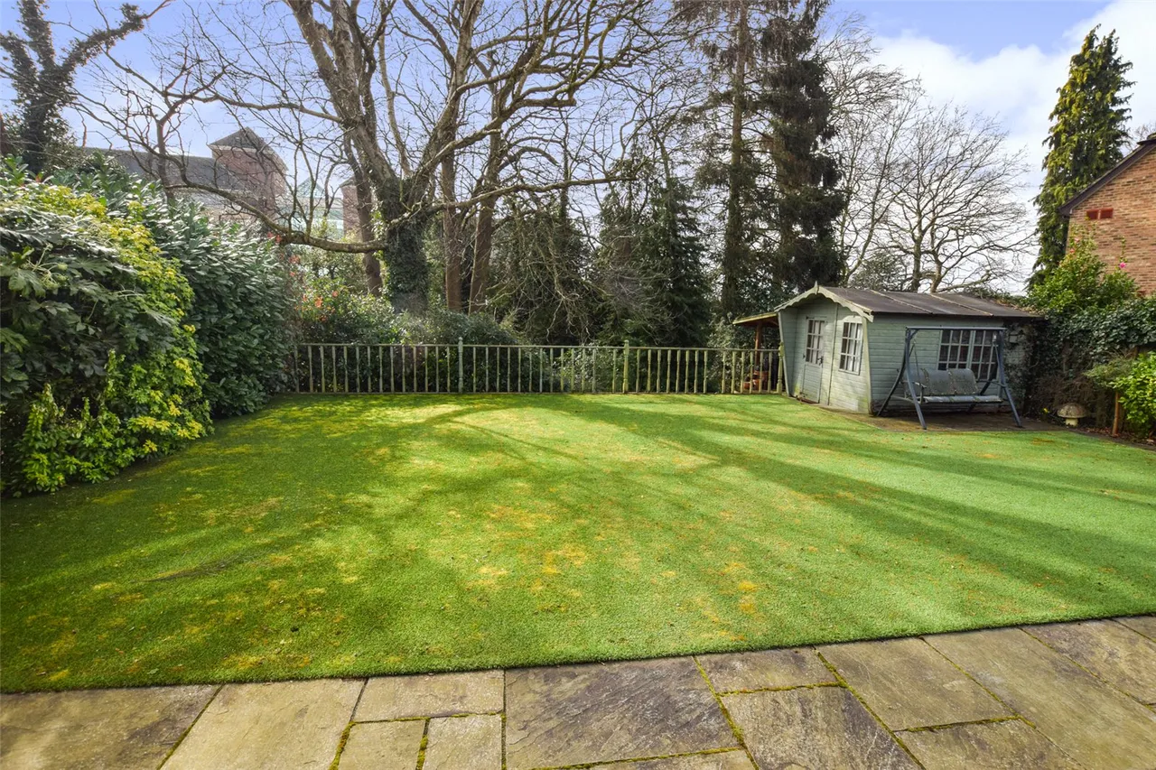 Queen Victoria Court, Farnborough, Hampshire, GU14 8AR, photo 20