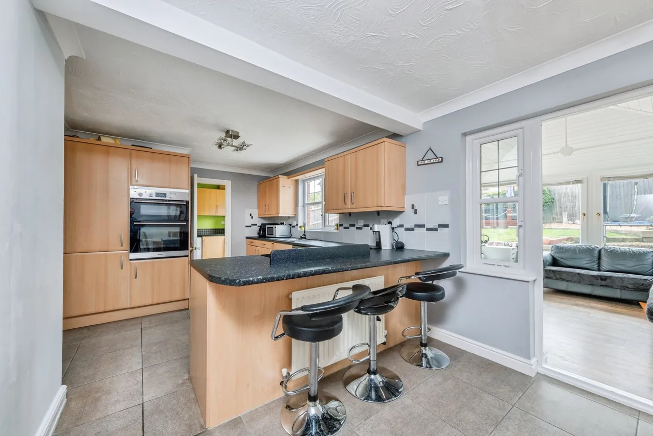 Rosemullion Avenue, Tattenhoe, Milton Keynes, photo 6