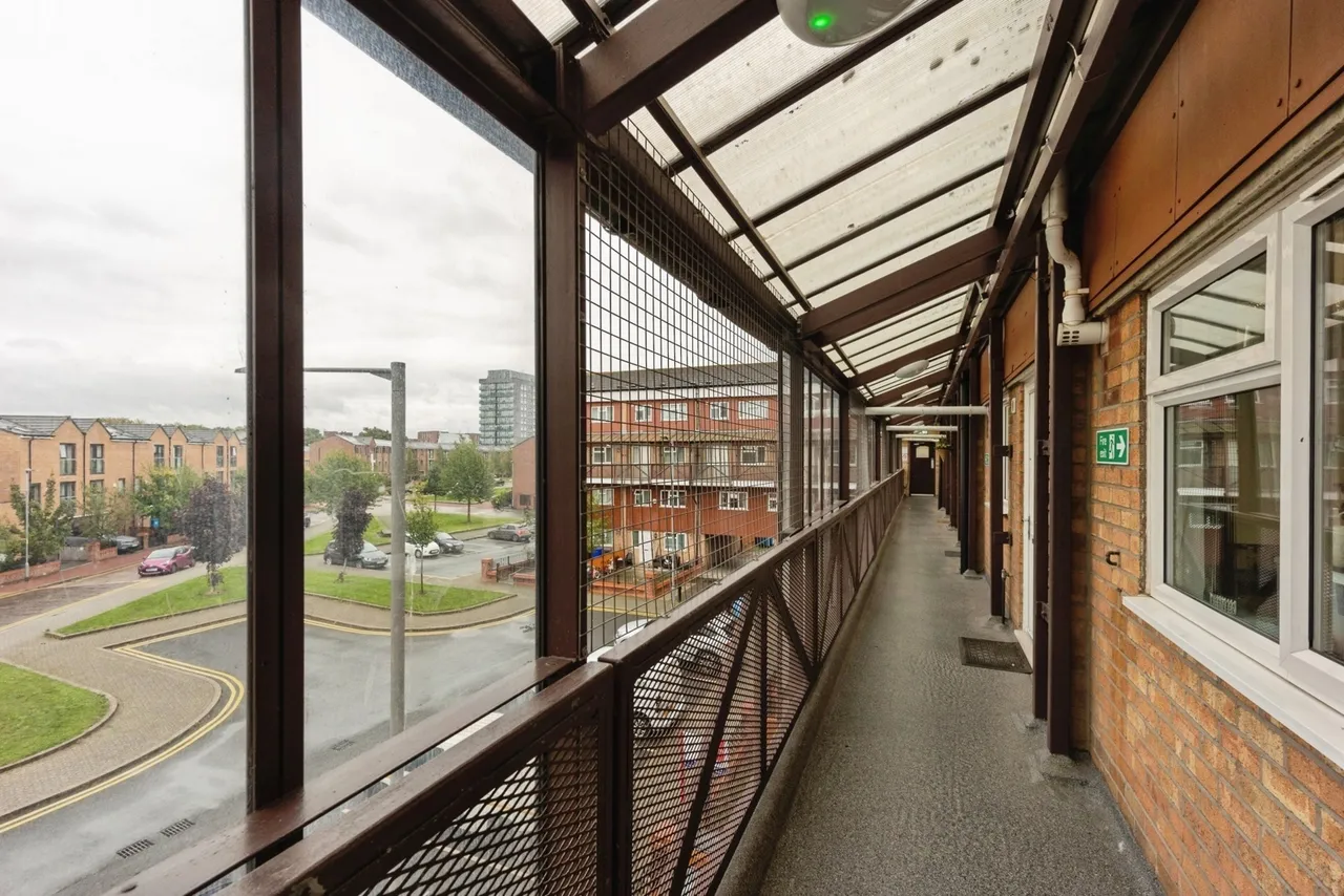 Helmshore Walk, Manchester, M13, photo 19
