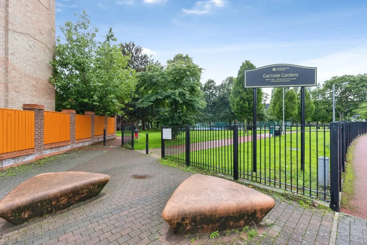 Helmshore Walk, Manchester, M13, photo 22