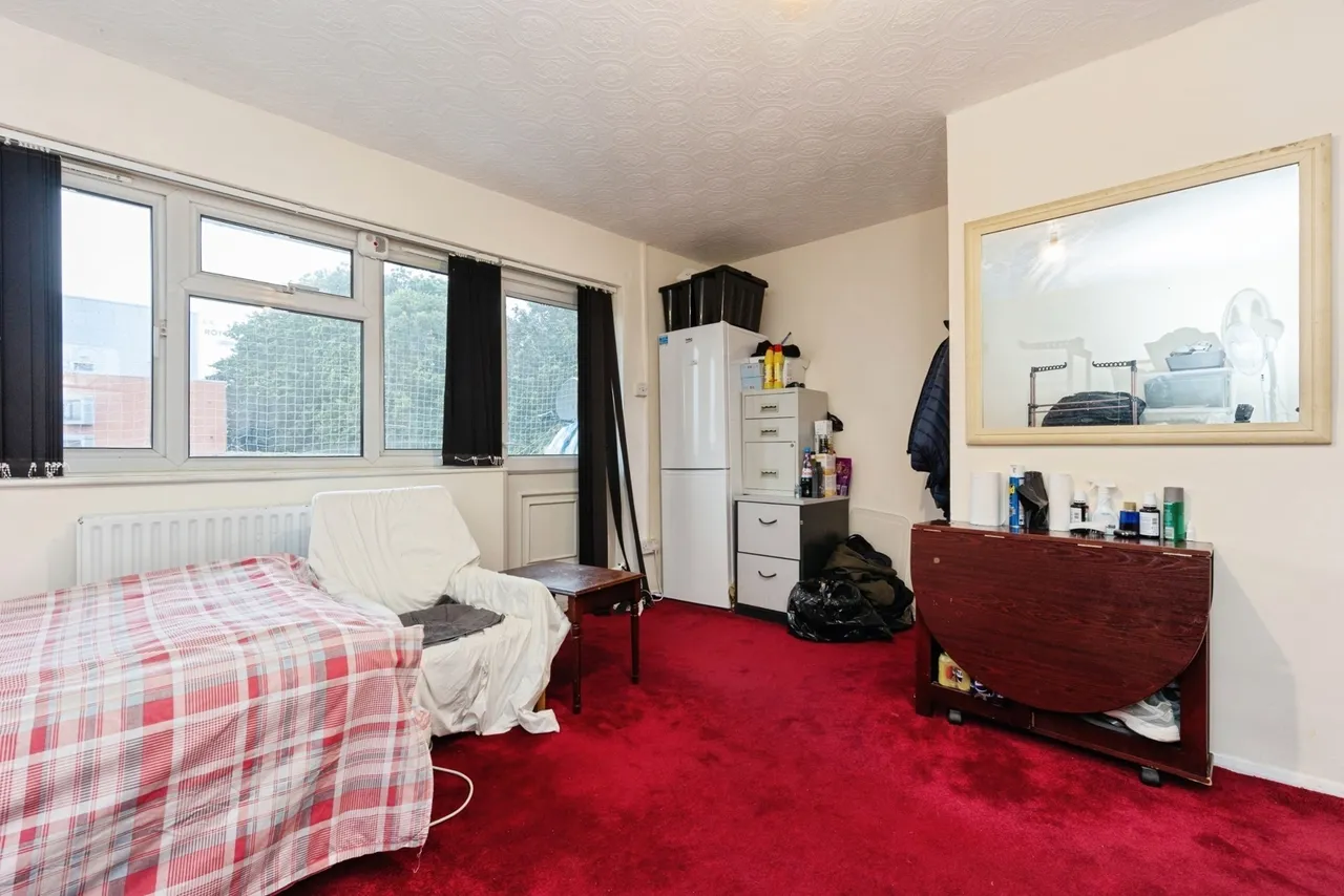 Helmshore Walk, Manchester, M13, photo 10