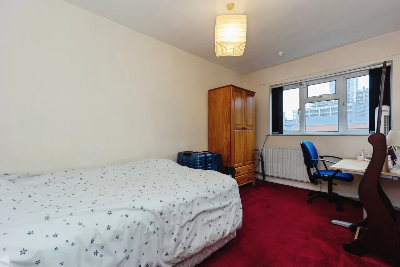 Helmshore Walk, Manchester, M13, photo 3