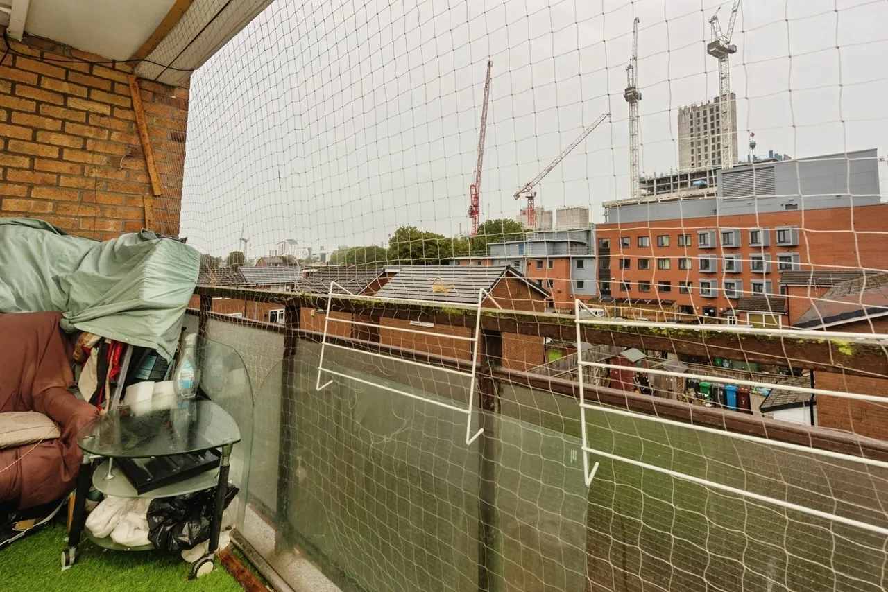 Helmshore Walk, Manchester, M13, photo 21