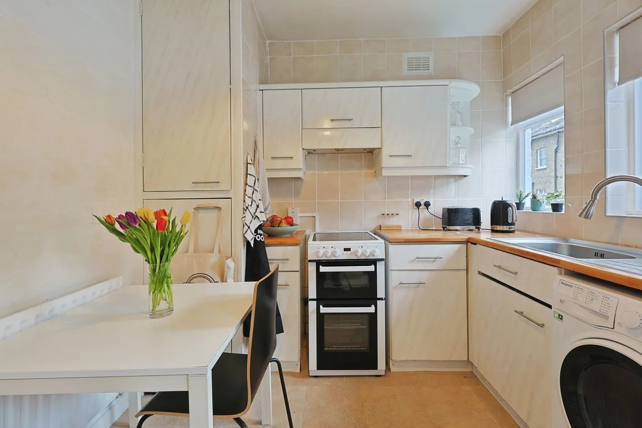 Tennyson Street, Battersea, London, SW8, photo 17