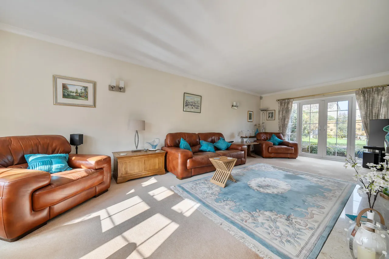 Balmoral Road, Trowbridge, BA14, photo 2