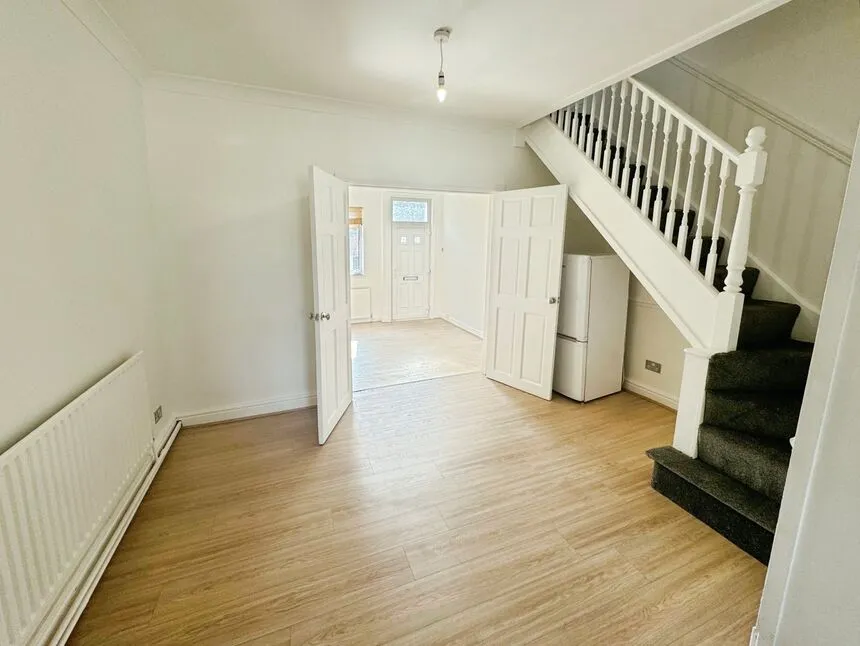 Heald Street, Castleford, WF10, photo 4