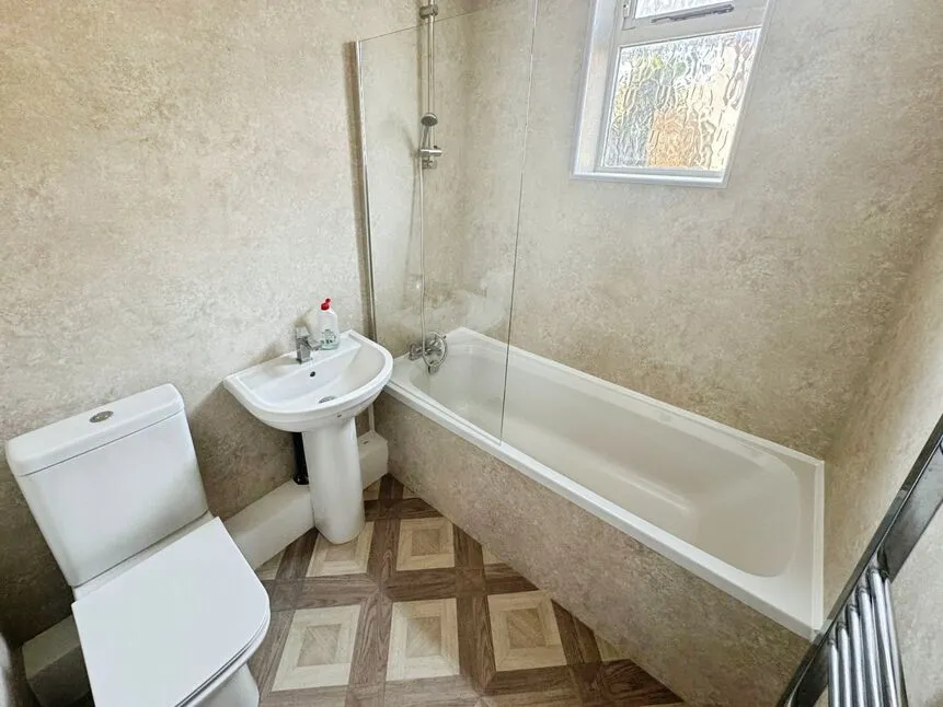 Heald Street, Castleford, WF10, photo 5
