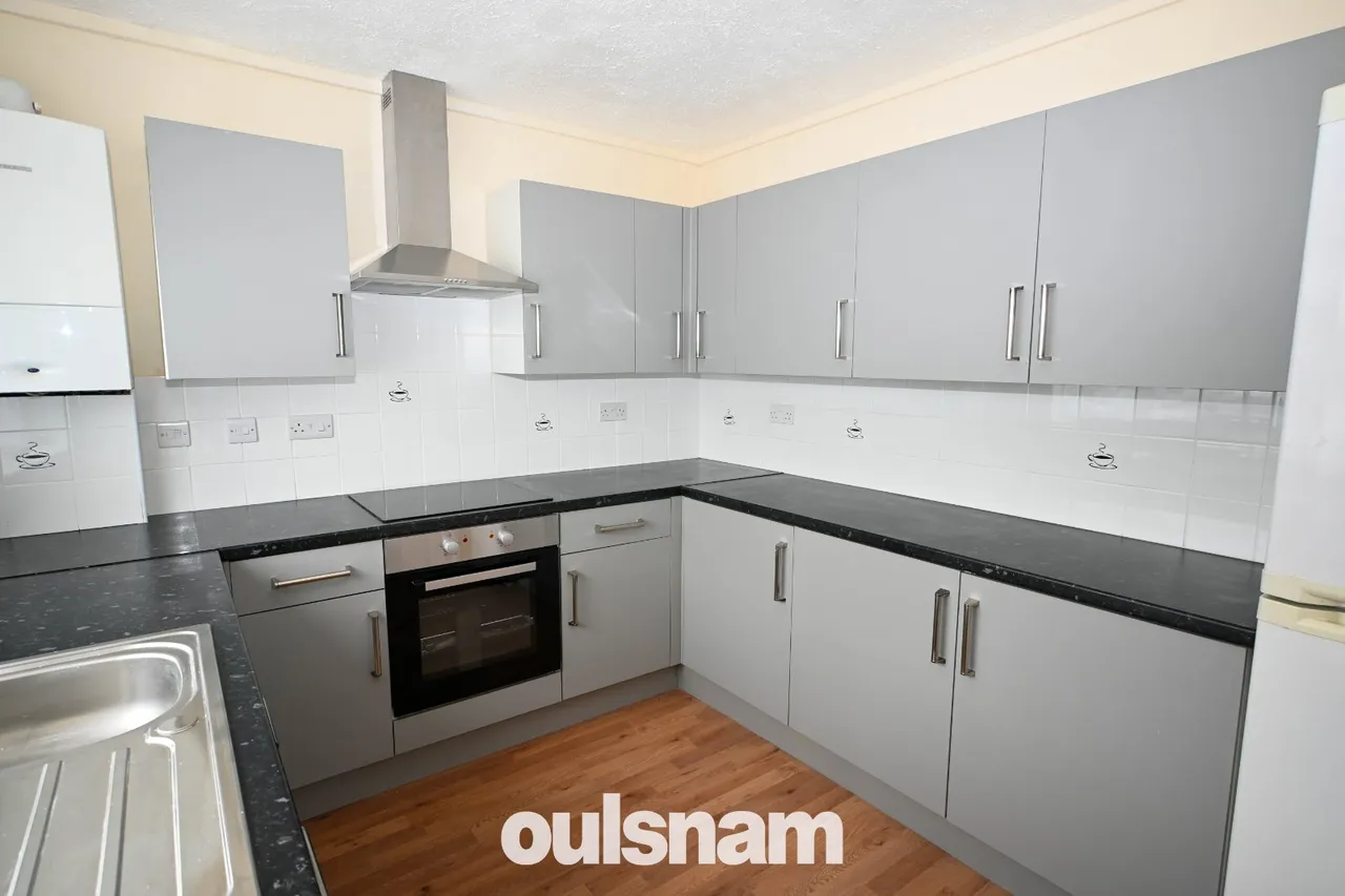 Springs Avenue, Catshill, Bromsgrove, Worcestershire, B61 0NU, photo 2