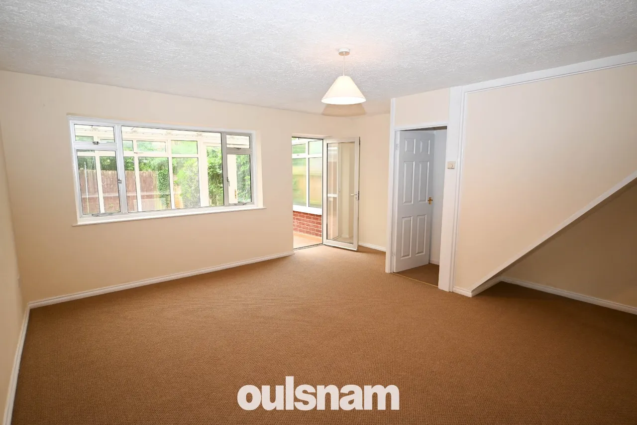 Springs Avenue, Catshill, Bromsgrove, Worcestershire, B61 0NU, photo 3