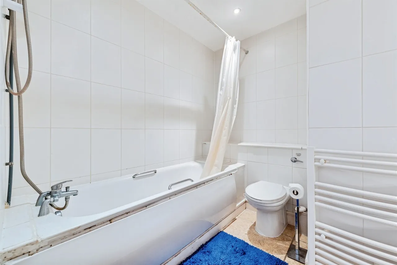 Farnsby Street, Swindon, SN1, photo 11