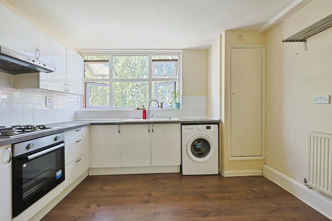 2 bed flat for sale — Wayford Street, Battersea, London, SW11