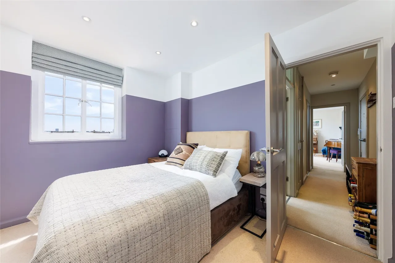 Swan Court, Chelsea Manor Street, London, SW3, photo 6