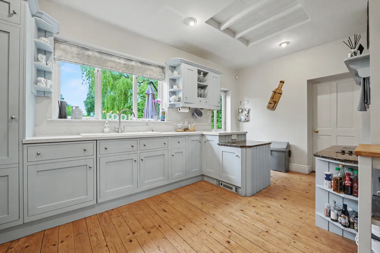 North Road, South Kilworth, LE17, photo 8