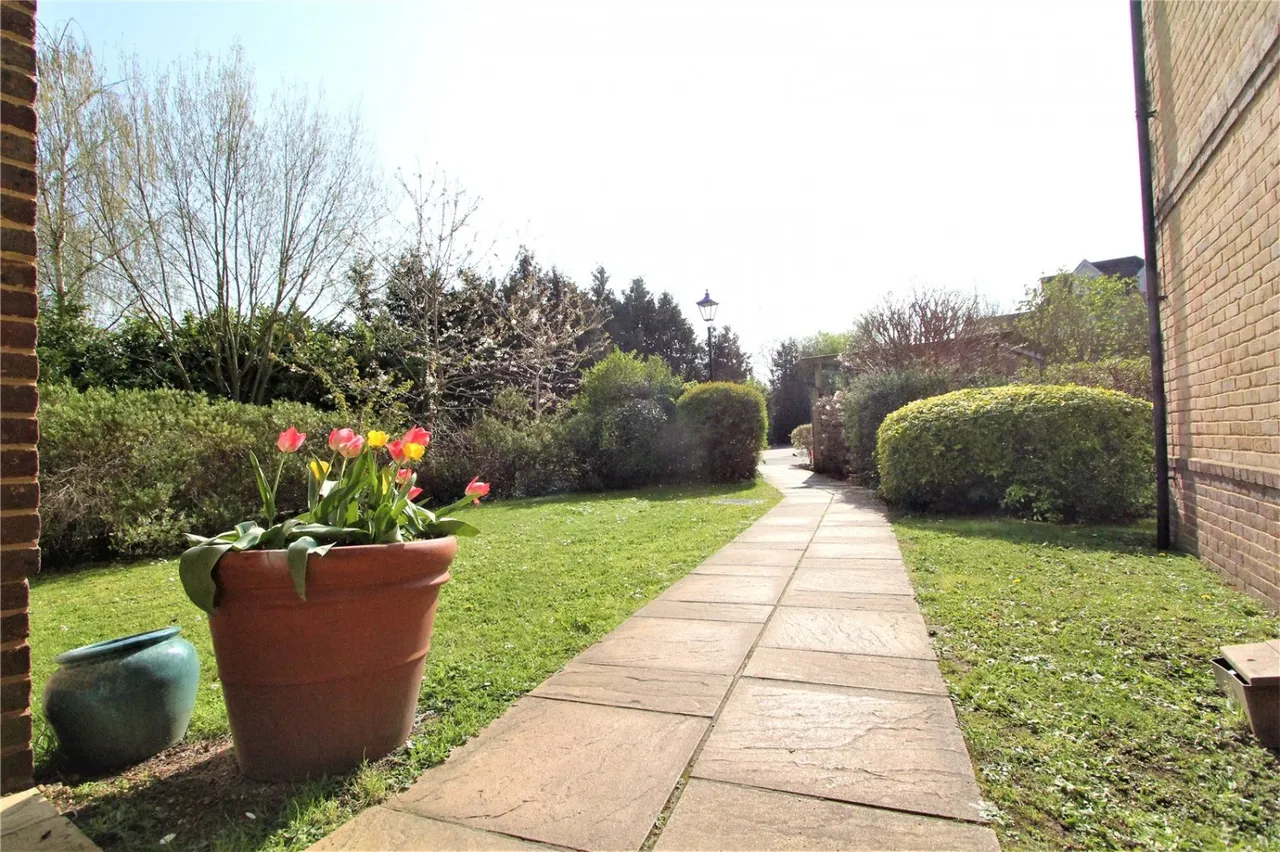 Catherine Place, Harrow, HA1, photo 10