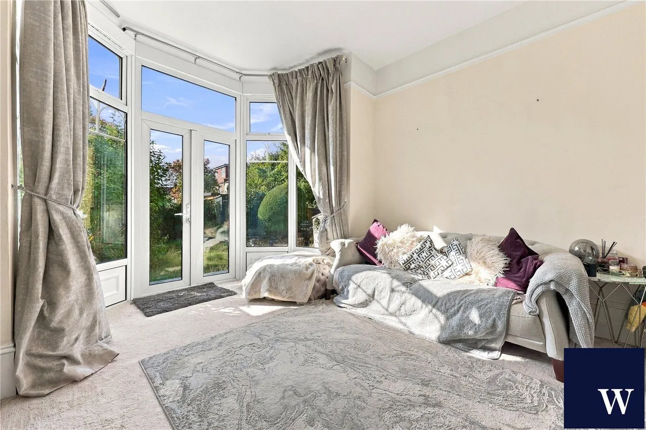 Woodside Grove, Finchley, N12, photo 9