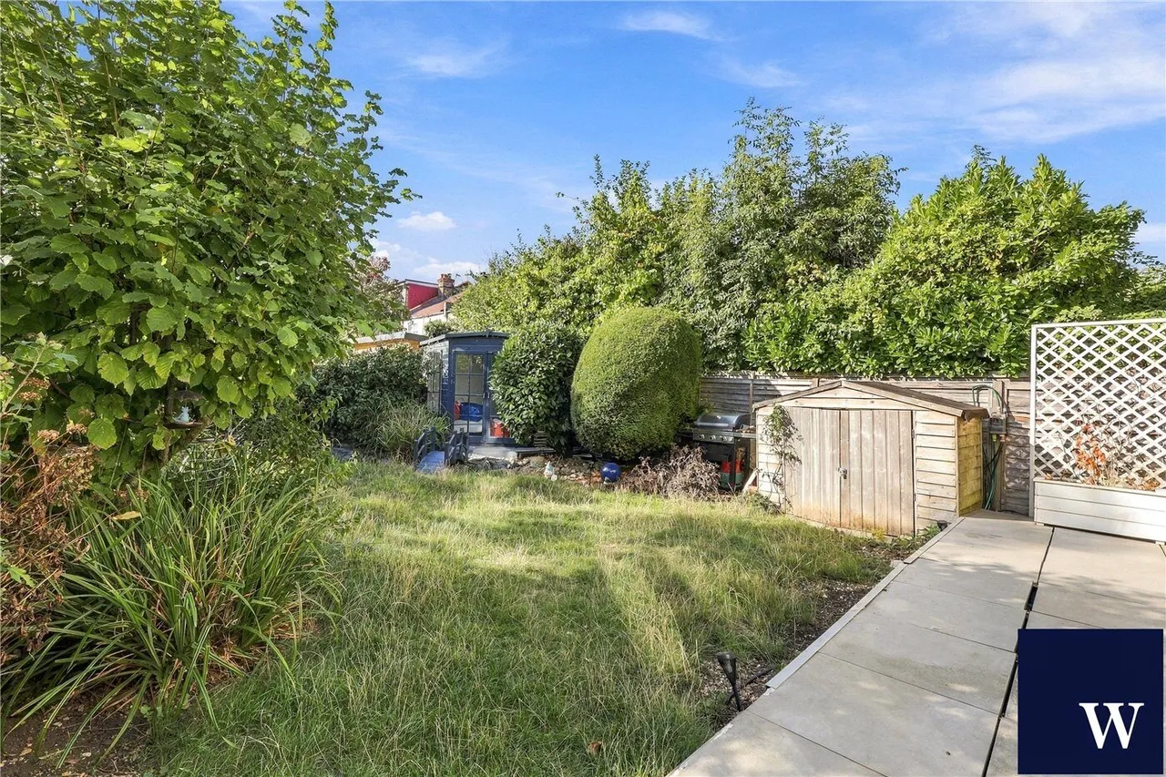 Woodside Grove, Finchley, N12, photo 12